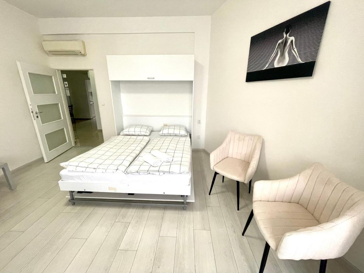 Self Check-In Apartments By Amber Bratislava Exterior foto