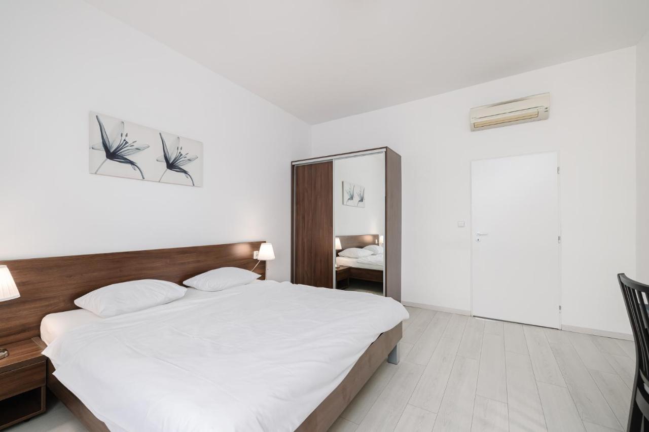Self Check-In Apartments By Amber Bratislava Exterior foto